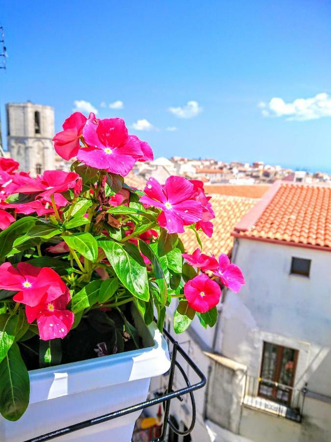 Rooms Gli Arcangeli 2 - Affitti Brevi Italia Monte SantʼAngelo Екстериор снимка