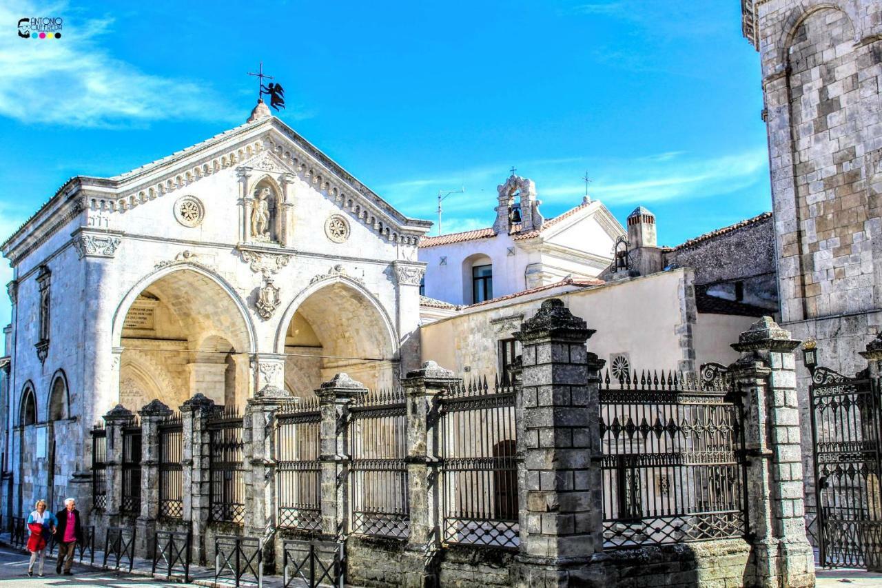 Rooms Gli Arcangeli 2 - Affitti Brevi Italia Monte SantʼAngelo Екстериор снимка