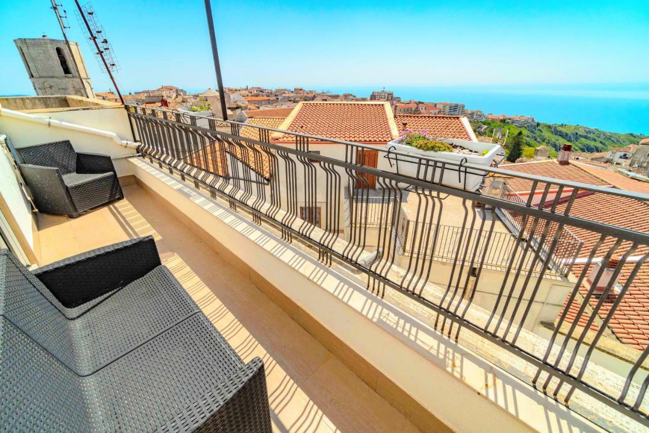 Rooms Gli Arcangeli 2 - Affitti Brevi Italia Monte SantʼAngelo Екстериор снимка
