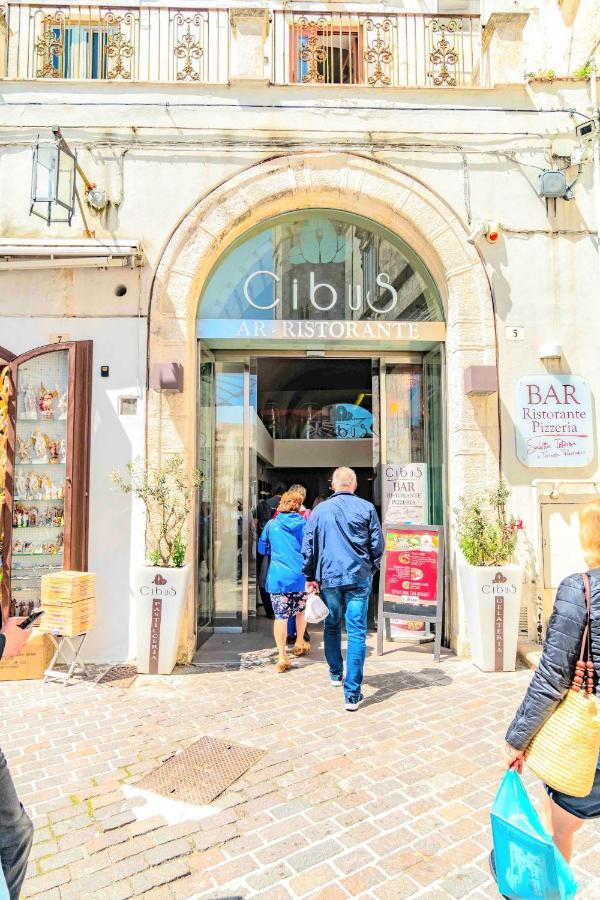 Rooms Gli Arcangeli 2 - Affitti Brevi Italia Monte SantʼAngelo Екстериор снимка