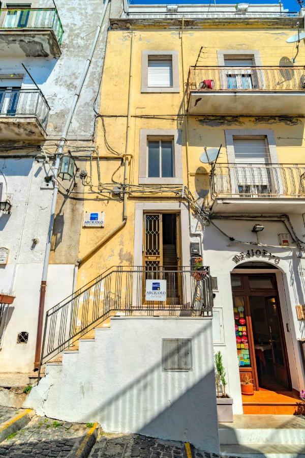 Rooms Gli Arcangeli 2 - Affitti Brevi Italia Monte SantʼAngelo Екстериор снимка