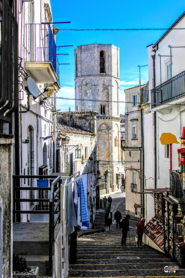 Rooms Gli Arcangeli 2 - Affitti Brevi Italia Monte SantʼAngelo Екстериор снимка